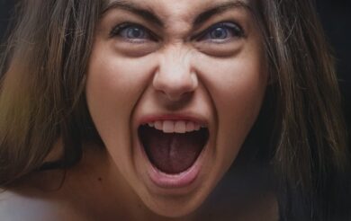 Shouting out loud - Schreien - Herausforderung für die stimme - sprechtraining Berlin